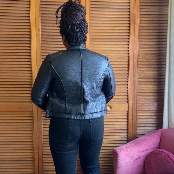 Faux leather jacket - Picture 3 of 4